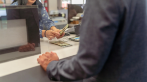 Human Tellers vs. AI: The Unsung Heroes of Bank Fraud Detection