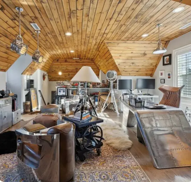 Unique attic office in the home of NFL star Saquon Barkley 