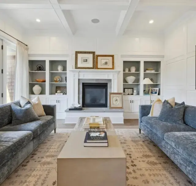 Spacious living room in Philadelphia Eagles star Saquon Barkley’s house 