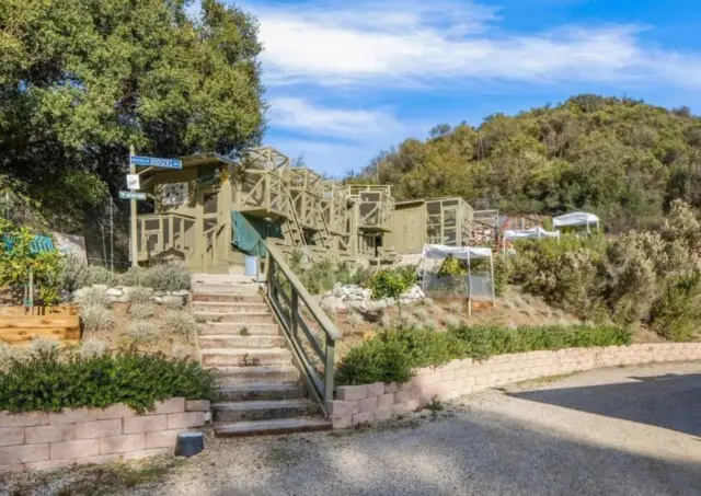 Inside the Upscale-Rustic Ranch of Movie Mogul Robert Daly, Co-Chairman of Warner Bros. 18 Posher-than-usual chicken coop on the ranch