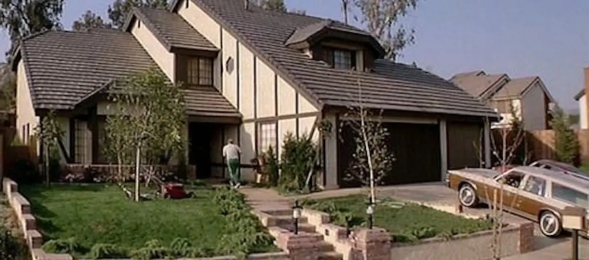 Poltergeist movie house exterior