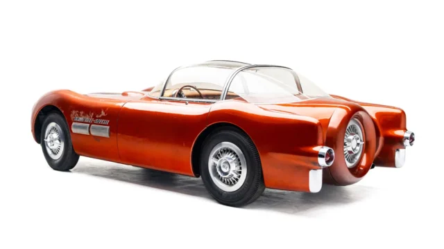 1954 Pontiac Bonneville Special: Petersen Automotive Museum Dream Car Exhibit