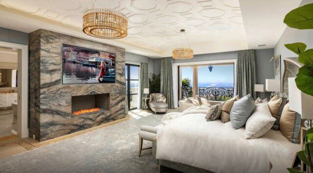 Lavish master bedroom of Michael Amini’s mansion 