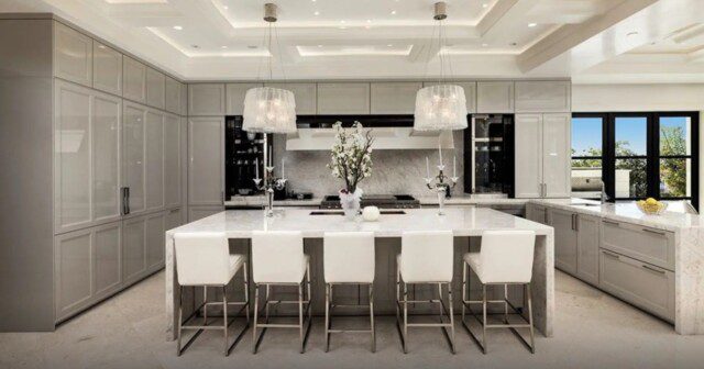 Michael Amini’s estate with spacious and high-end kitchen 