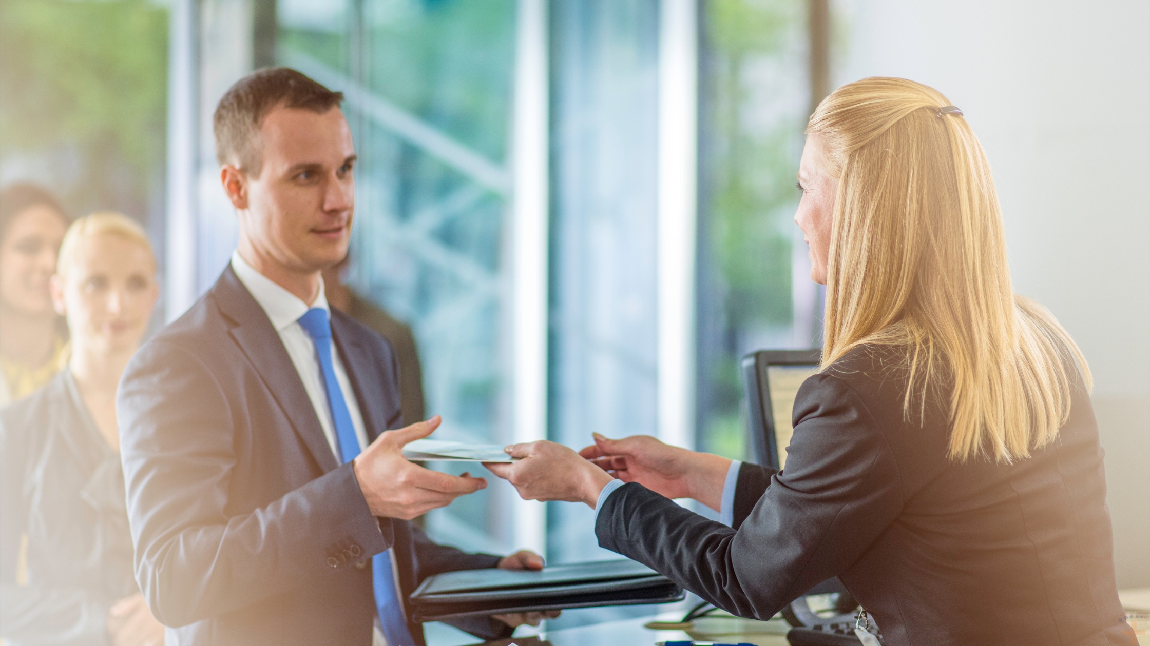 Bank Teller-Led Deposit Growth: 5 Ways to Grow Deposits Without Selling