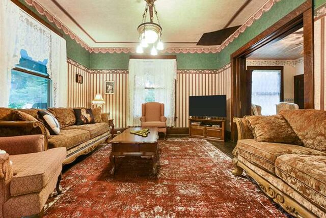 Real-life Living room from Silence of the Lambs movie 