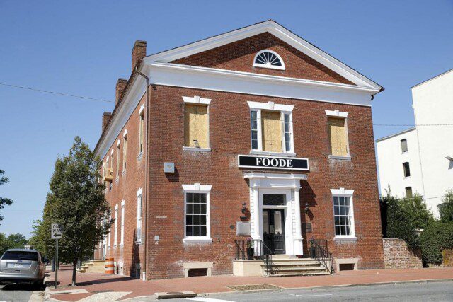 Foode restaurant in Fredericksburg, Virginia, inside a restored 1819 Federal-style bank building 