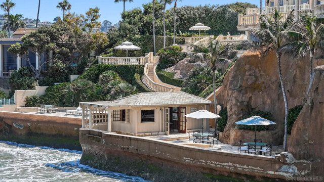 Private boat dock offering direct access to Pacific Ocean excursions