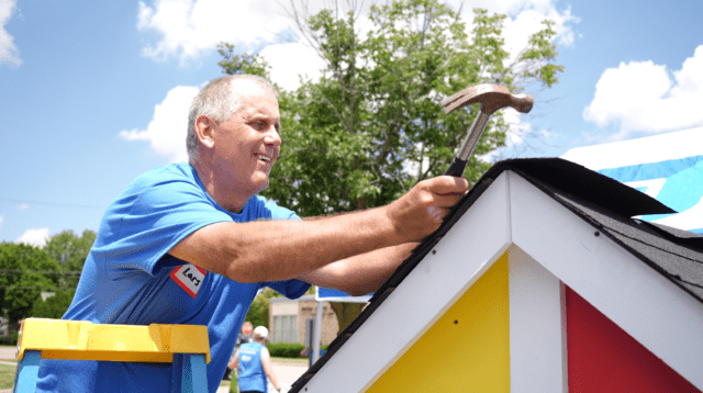 Habitat for Humanity volunteer, Lars Eller of F&M Bank 