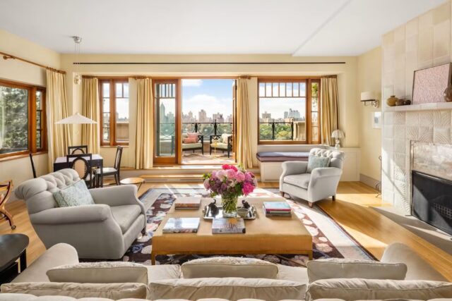 Bette Midler celebrity home with panoramic New York City skyline