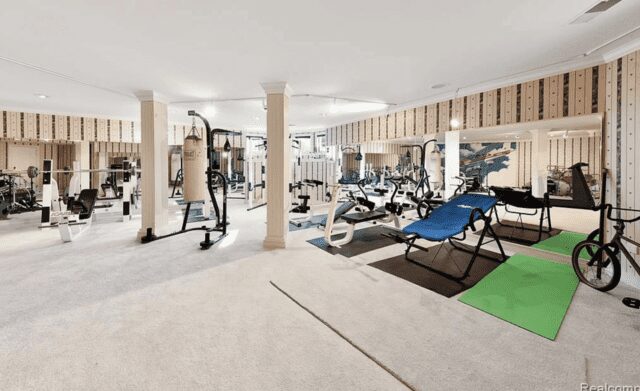 Eminem’s full gym setup in former Michigan home 